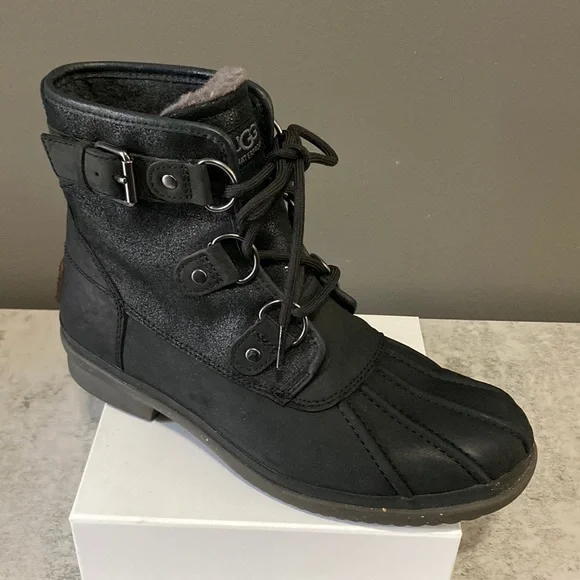 Ugg cecile best sale winter boot